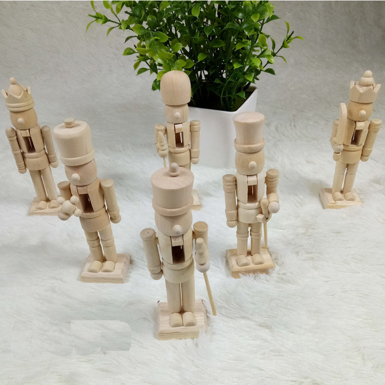 Paint-Your-Own Nutcracker Soldiers – Set of 6